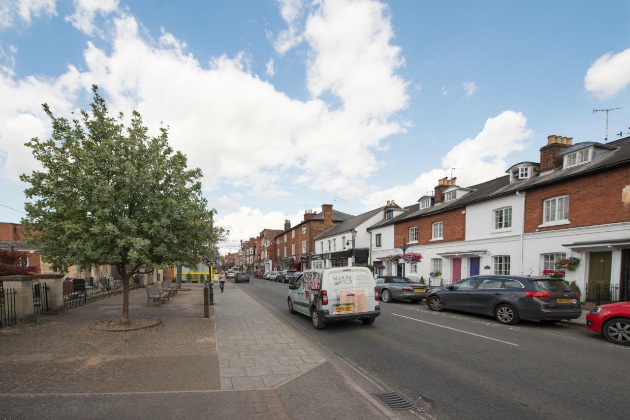 Stylish Town Centre Apartment Henley-on-Thames Exterior photo